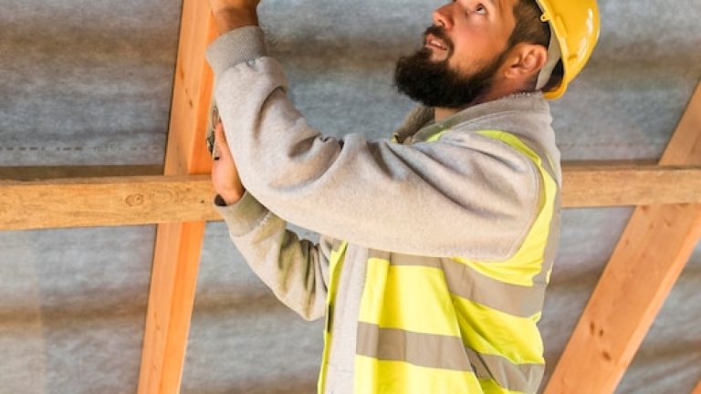 Pourquoi faire appel à un expert en isolation de grenier ?